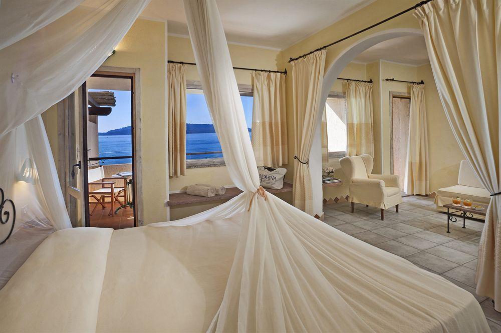 Hotel Capo D'Orso Thalasso & Spa Палау Екстериор снимка