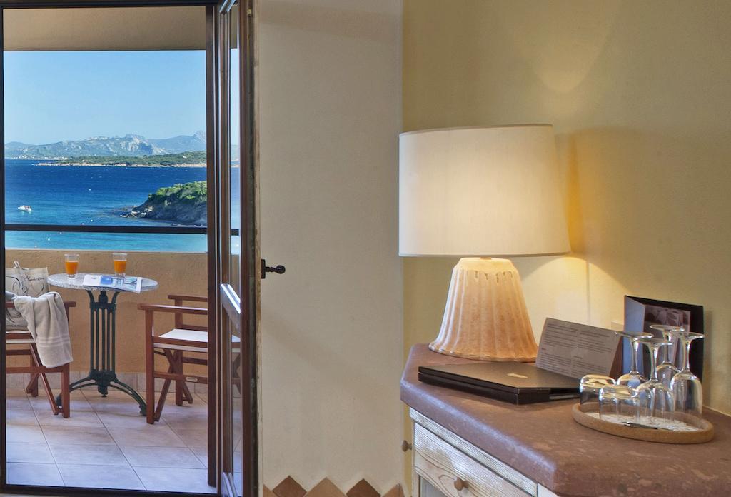 Hotel Capo D'Orso Thalasso & Spa Палау Стая снимка